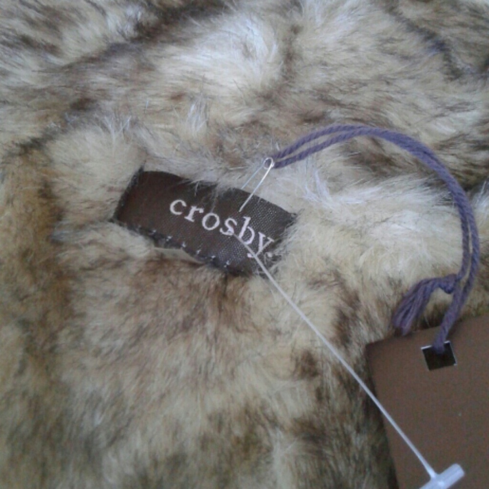 Vest - Picture 4 of 4